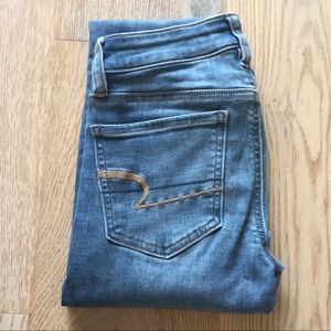 blue skinny jeans
